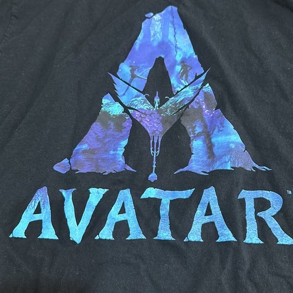 Add-on to any bundle $5. Avatar t-shirt. Size XL - Picture 4 of 6